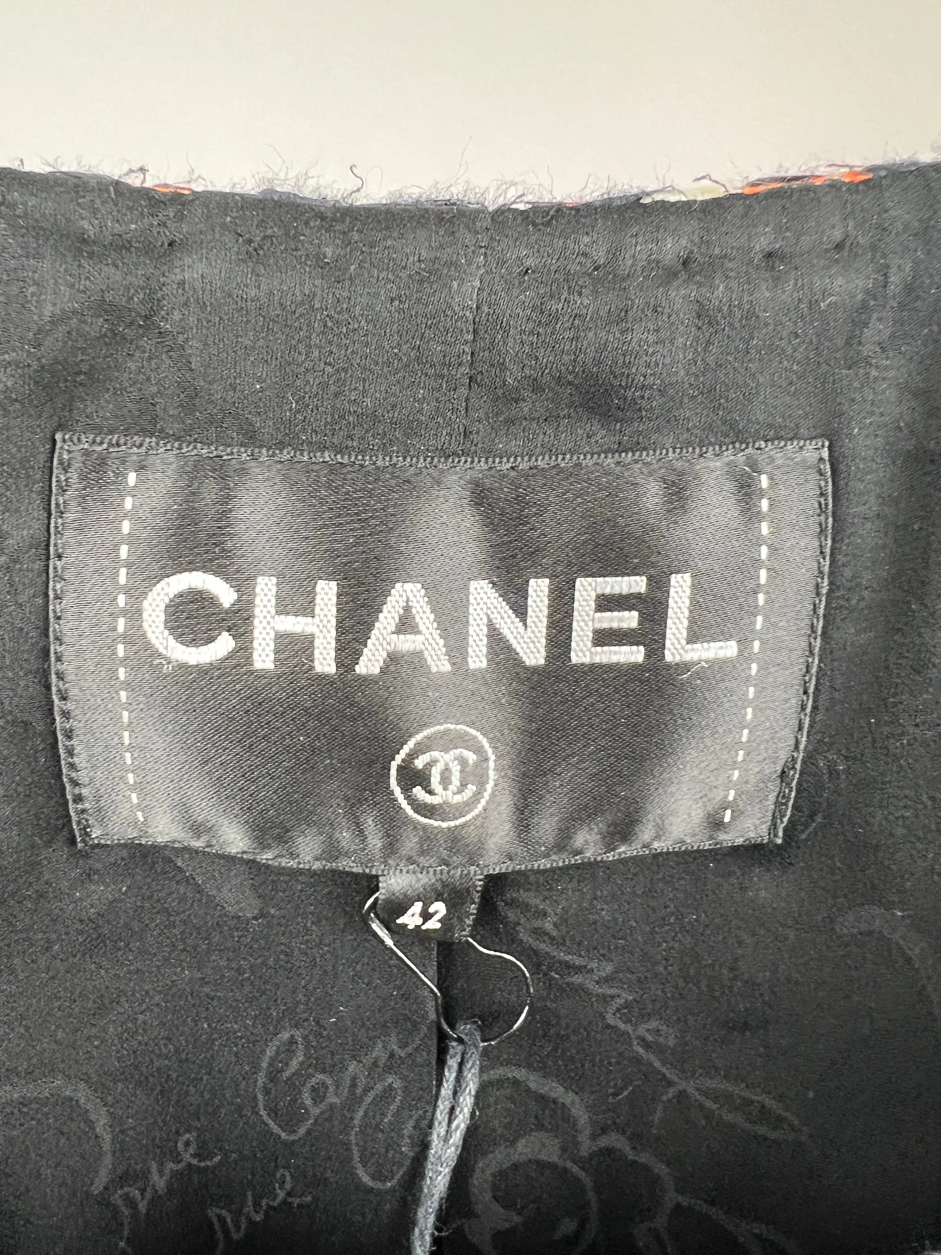 *hot*trendy Inspired  Chanel 18c Navy Tweed Jacket With White Floral Embroideries And Crystal Bronze Buttons Fr 42 (uk 14) Rrp £4800