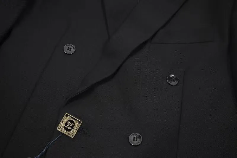 L's classic double-breasted celebrity suit with identical coats