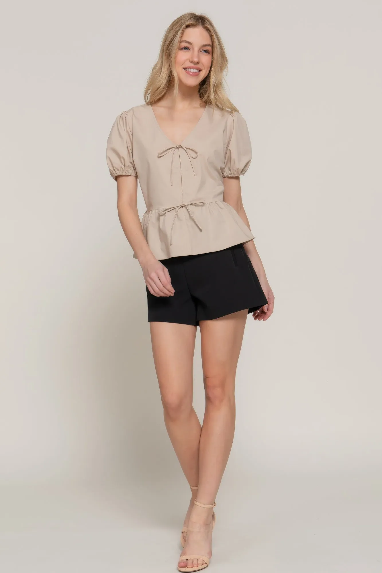 Short Puff Sleeve Tied Popline Top