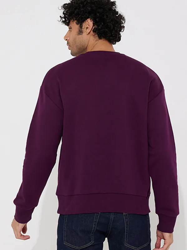 Textured Logo Box Comfort Crew