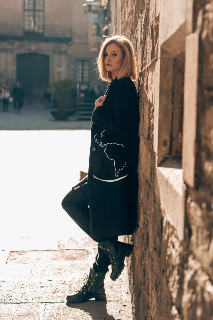 The Traveller Classic Coat